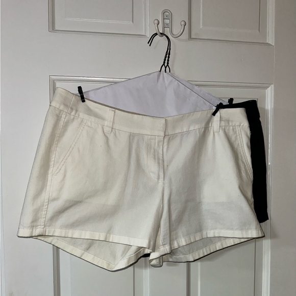 J. Crew black and white pair of shorts - Picture 2 of 2
